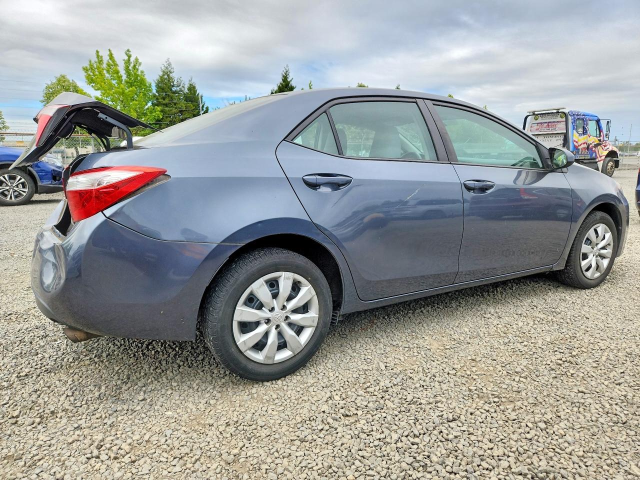 2014 TOYOTA COROLLA LE photo 7