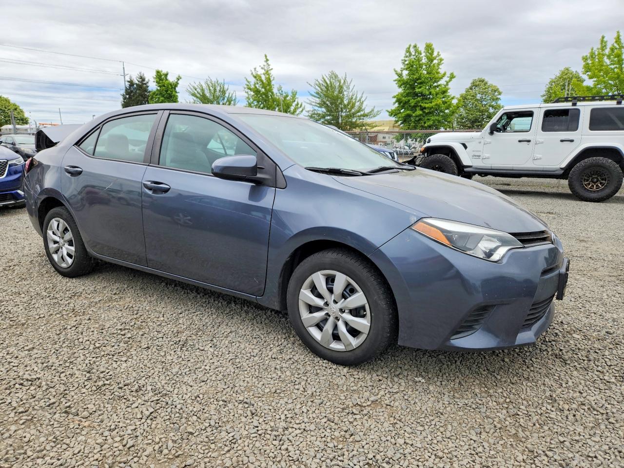 2014 TOYOTA COROLLA LE photo 10