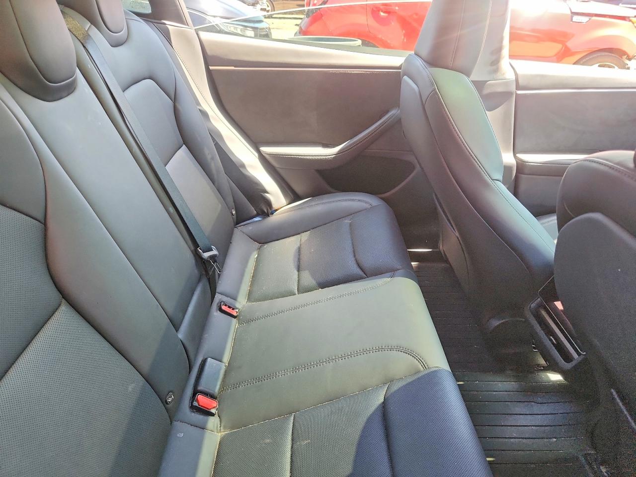2024 TESLA MODEL 3 photo 28