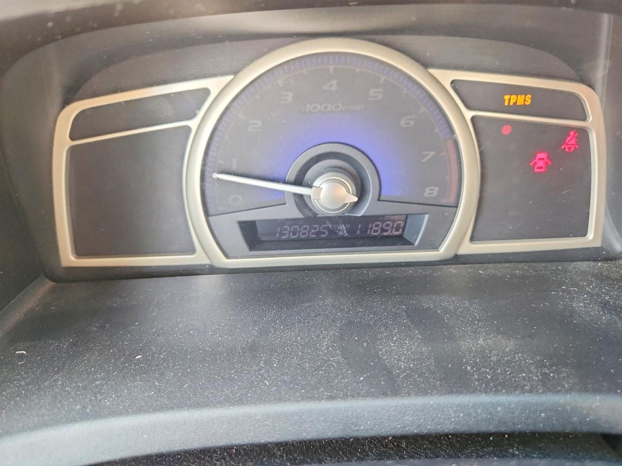 2011 HONDA CIVIC LX photo 17