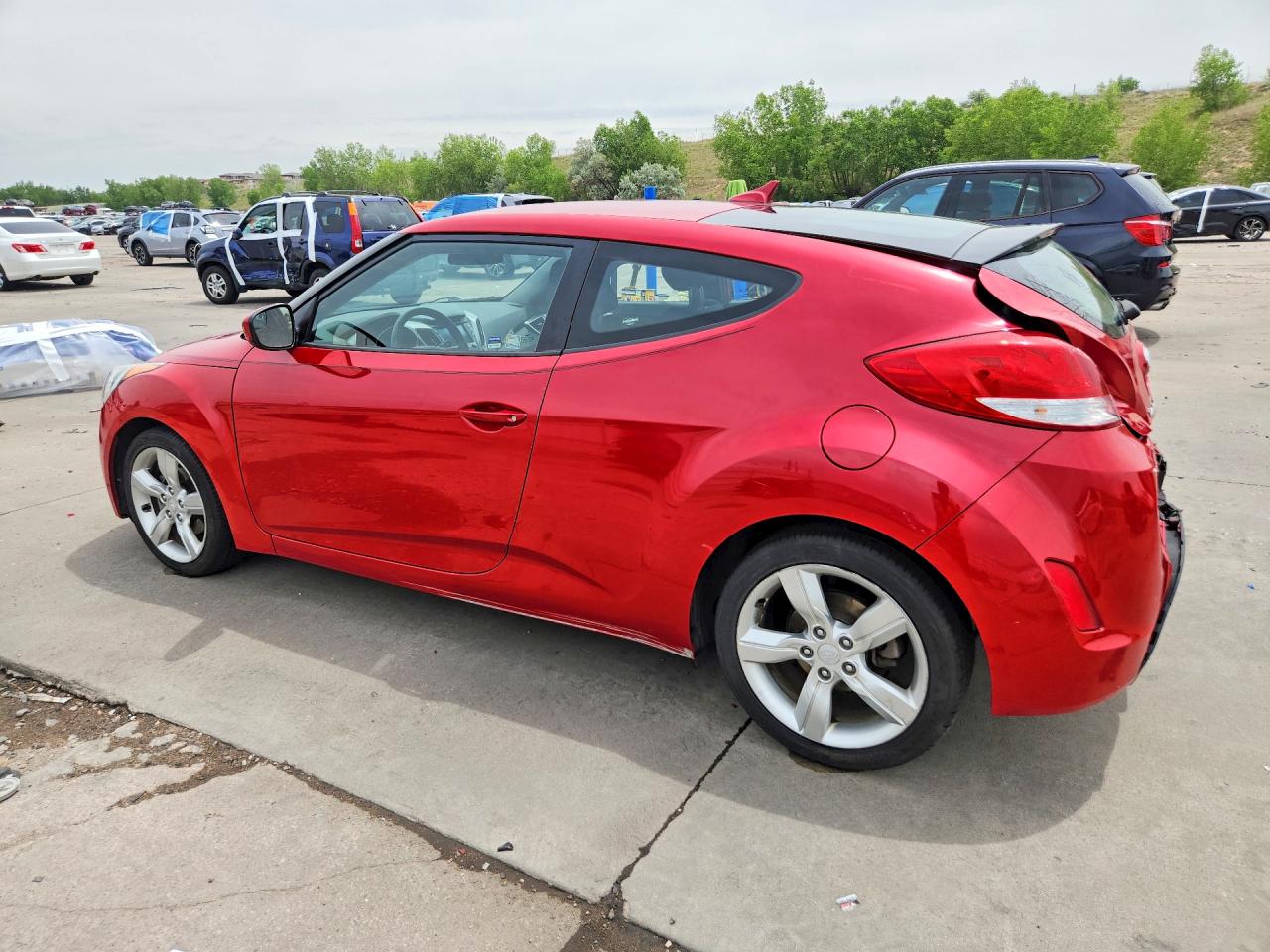 2015 HYUNDAI VELOSTER BASE photo 4