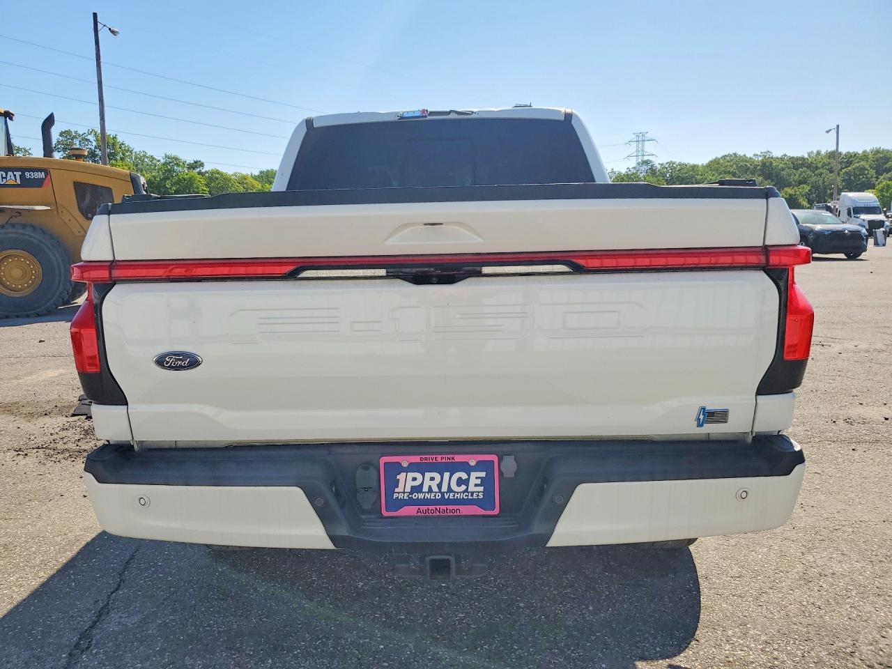 2023 FORD F150 LIGHTNING PRO photo 6
