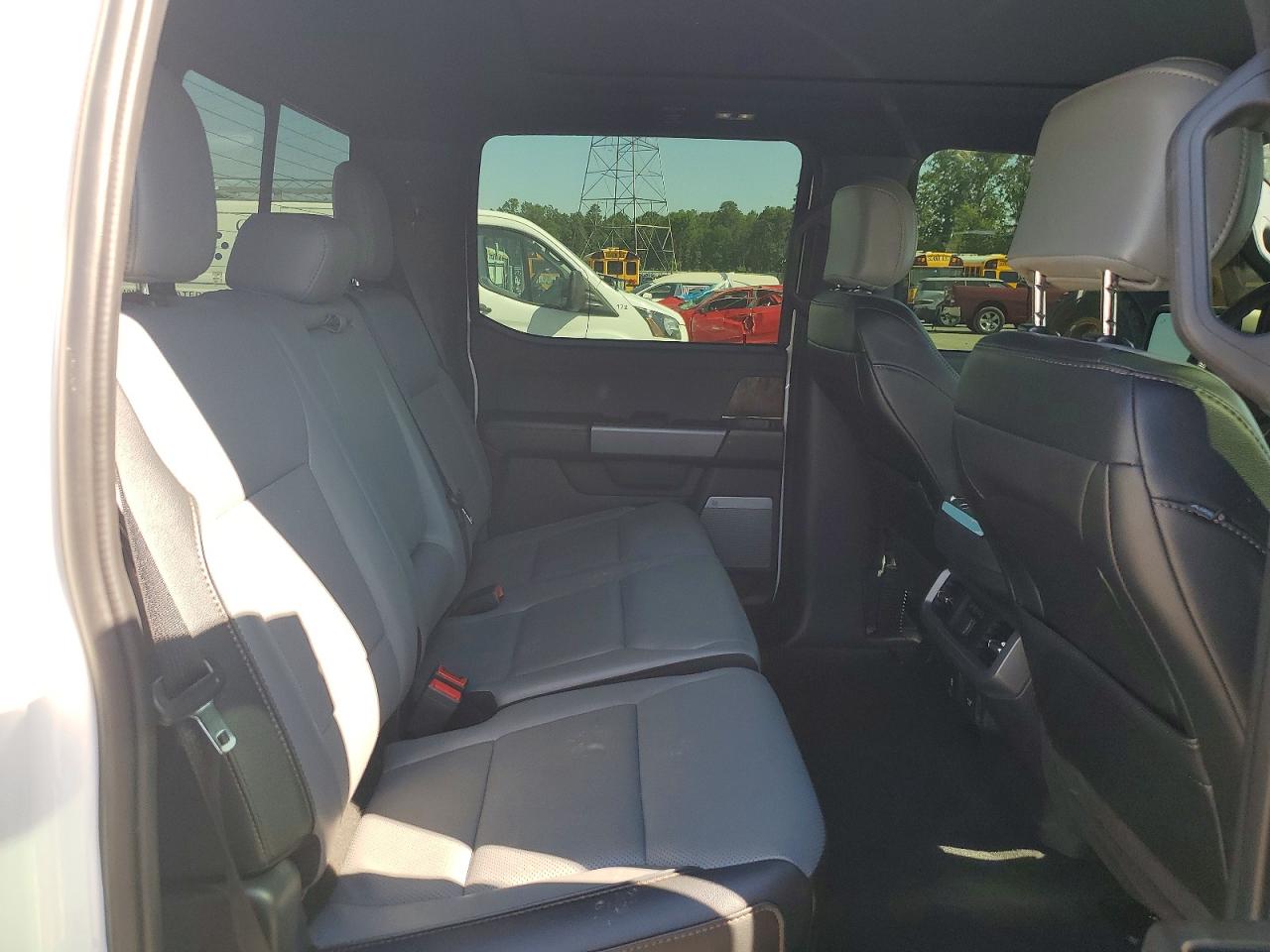 2023 FORD F150 LIGHTNING PRO photo 10