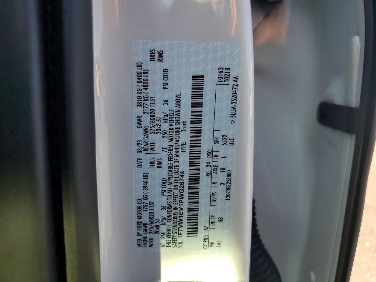 2023 FORD F150 LIGHTNING PRO photo 12