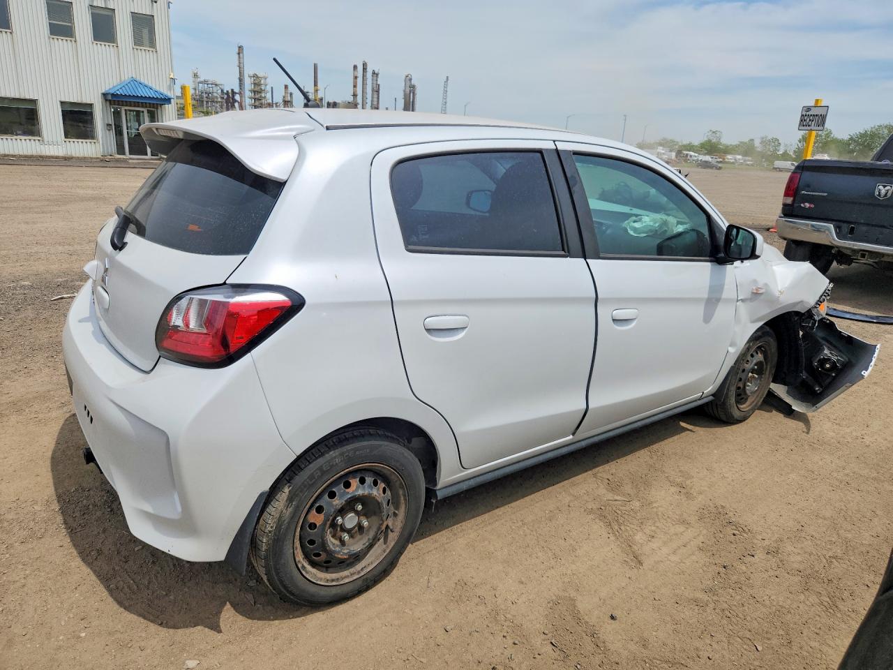 2024 MITSUBISHI MIRAGE ES photo 5