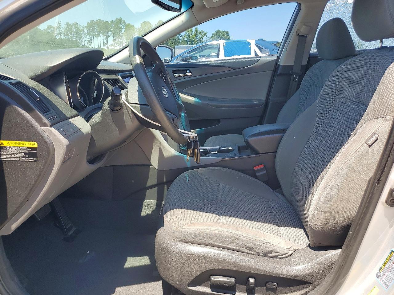 2013 HYUNDAI SONATA GLS photo 7