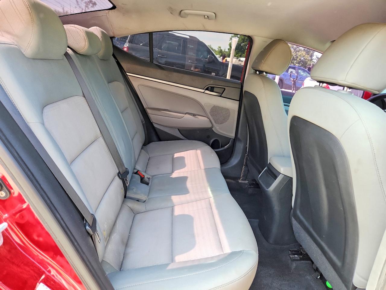 2017 HYUNDAI ELANTRA SE photo 19