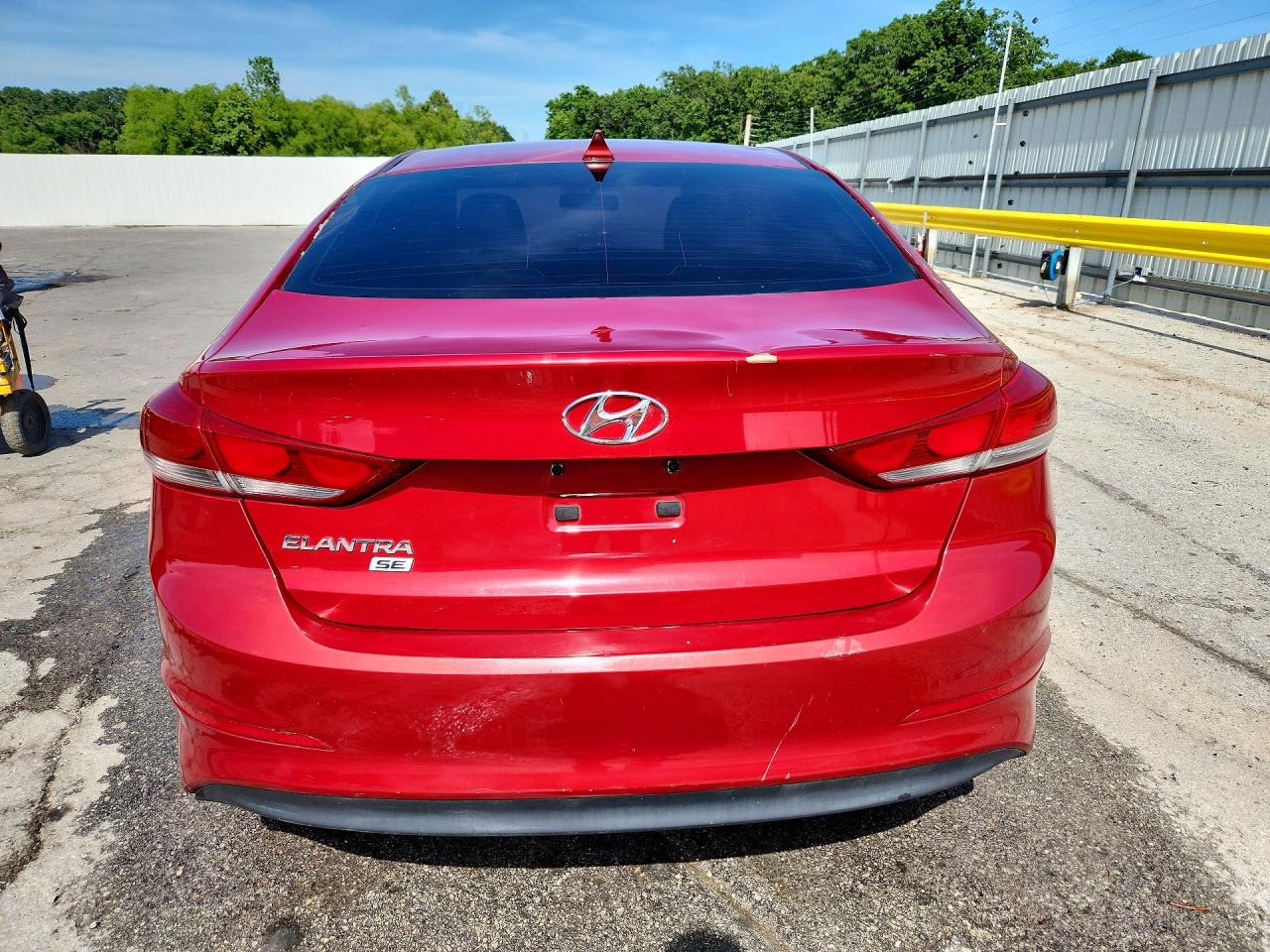 2017 HYUNDAI ELANTRA SE photo 11
