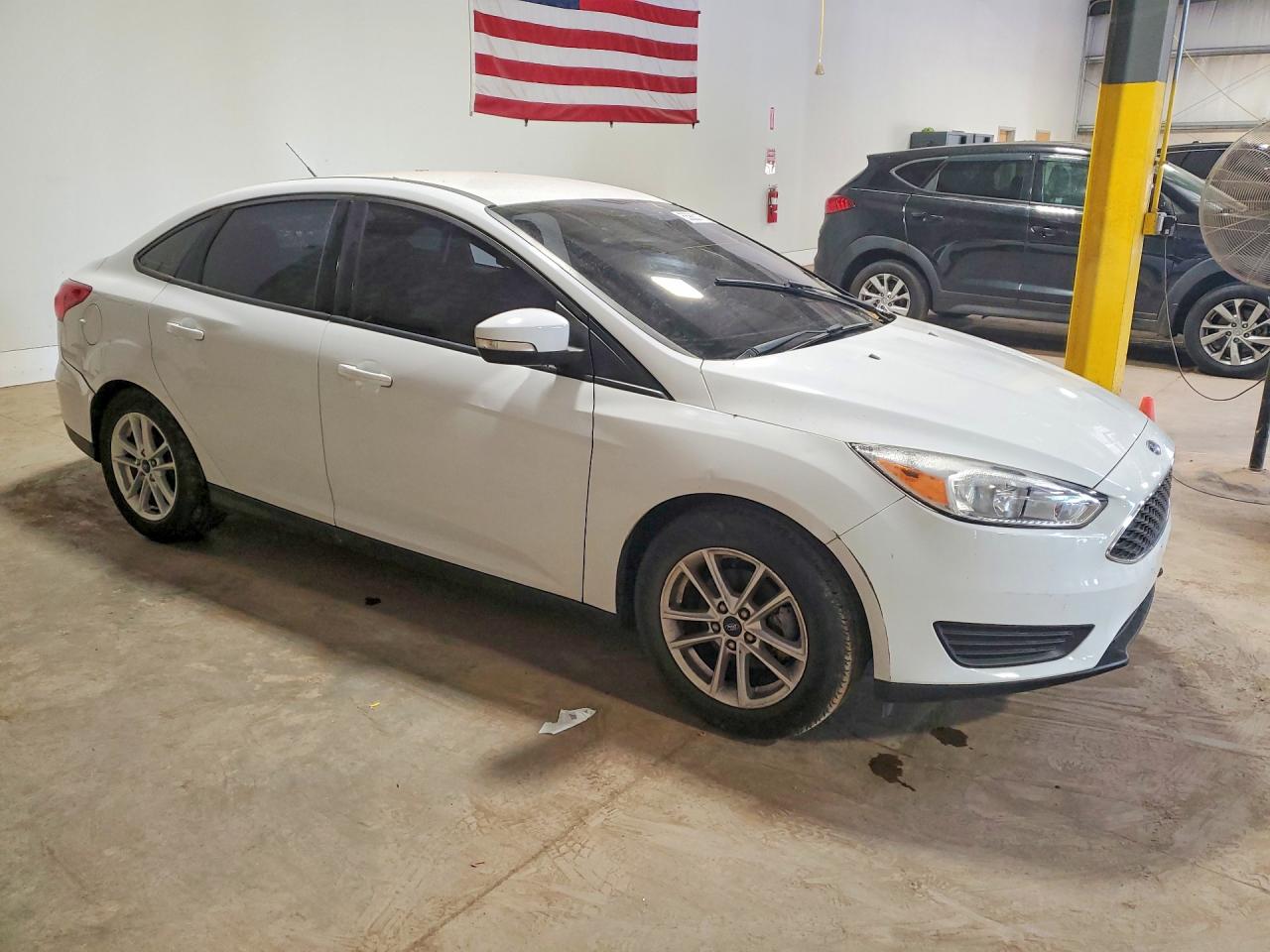 2018 FORD FOCUS SE photo 10