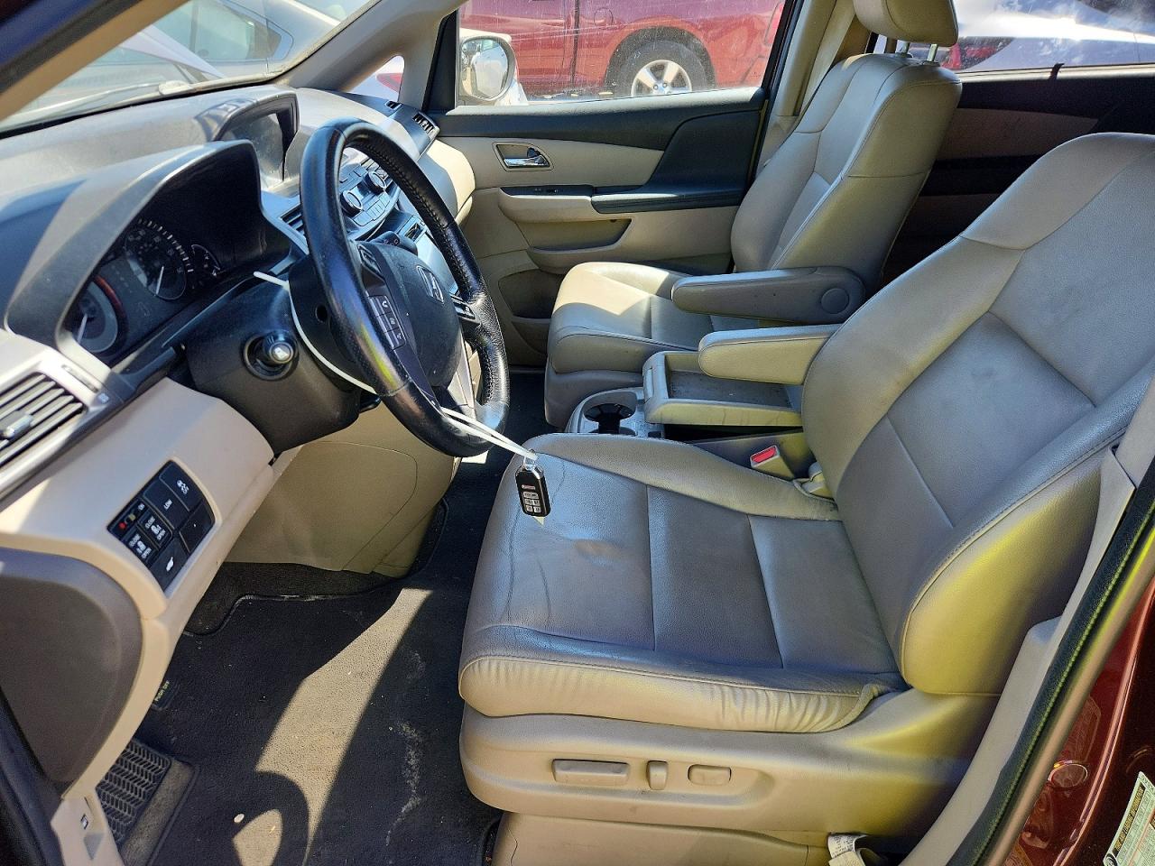 2014 HONDA ODYSSEY EXL photo 13