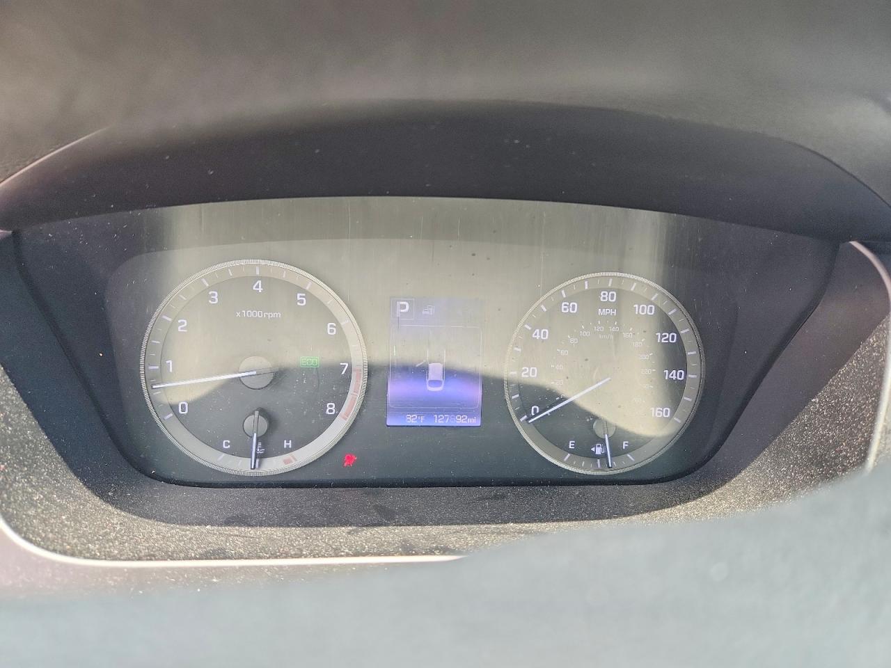 2017 HYUNDAI SONATA SE photo 9