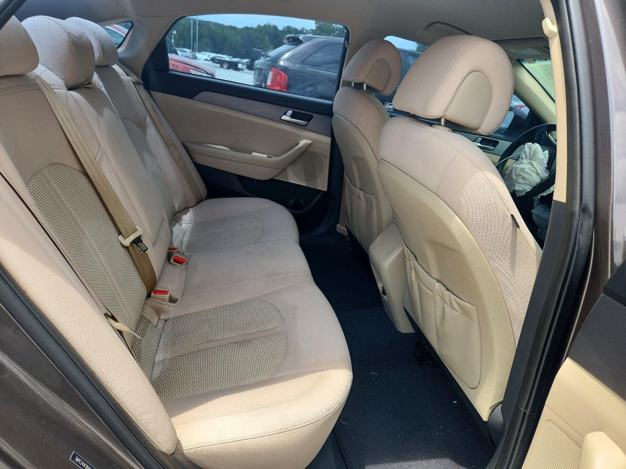 2017 HYUNDAI SONATA SE photo 10