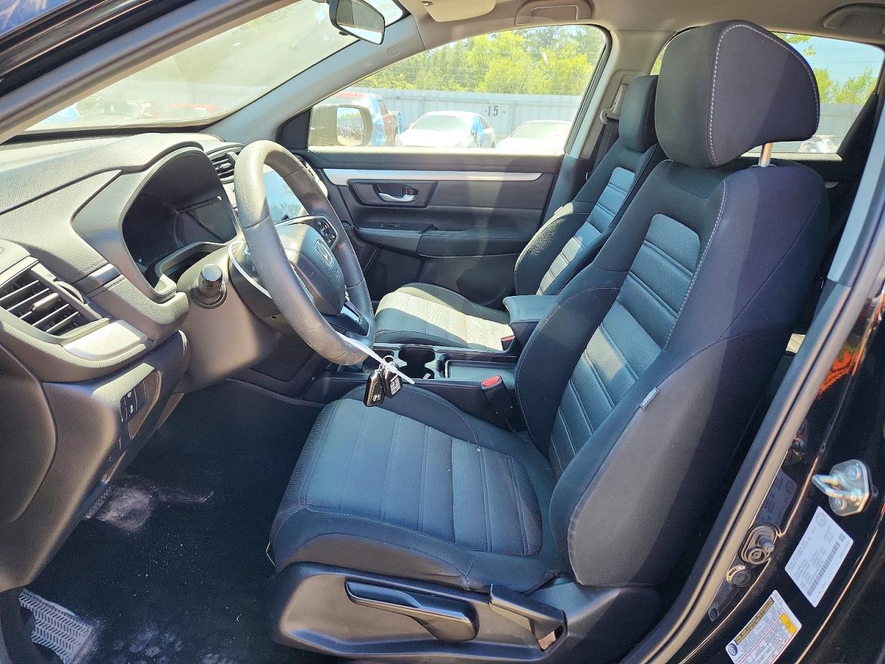 2017 HONDA CR-V LX photo 19