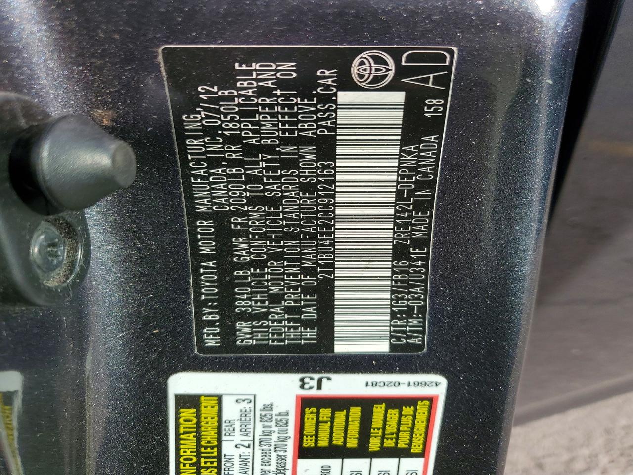2012 TOYOTA COROLLA LE photo 25