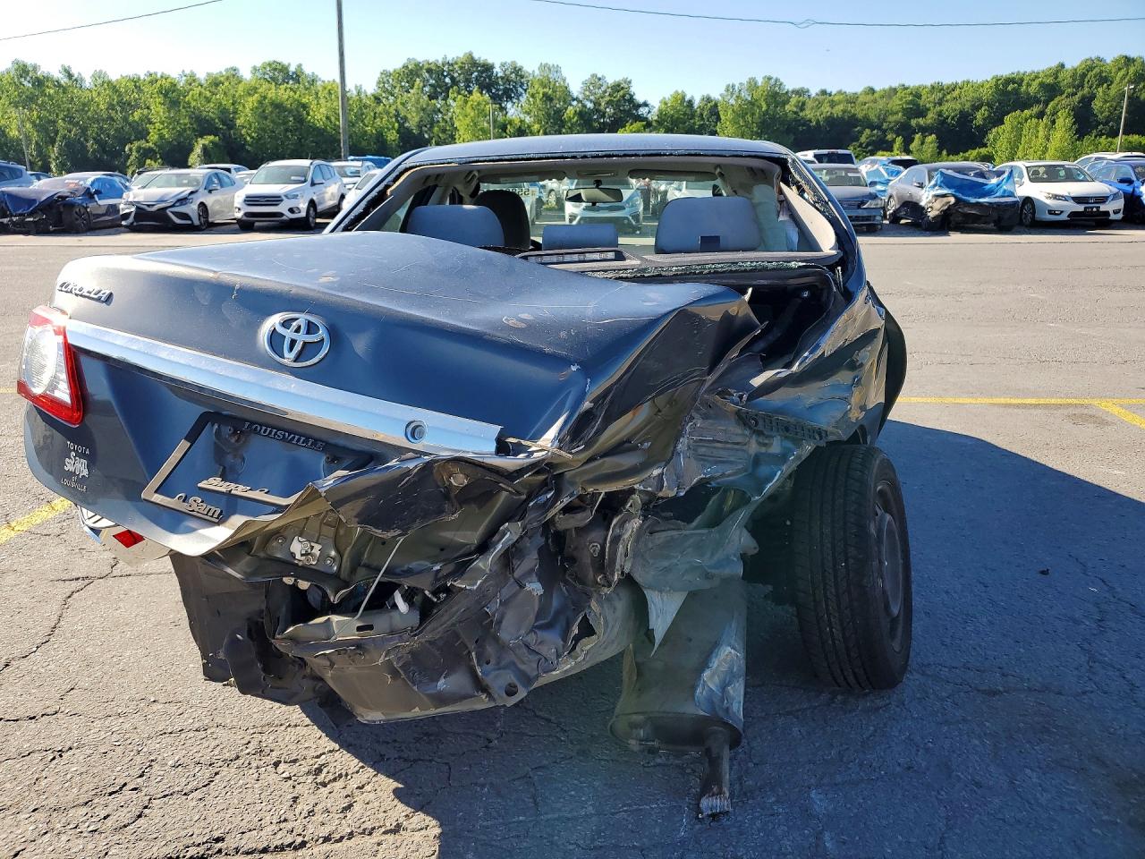 2012 TOYOTA COROLLA LE photo 11