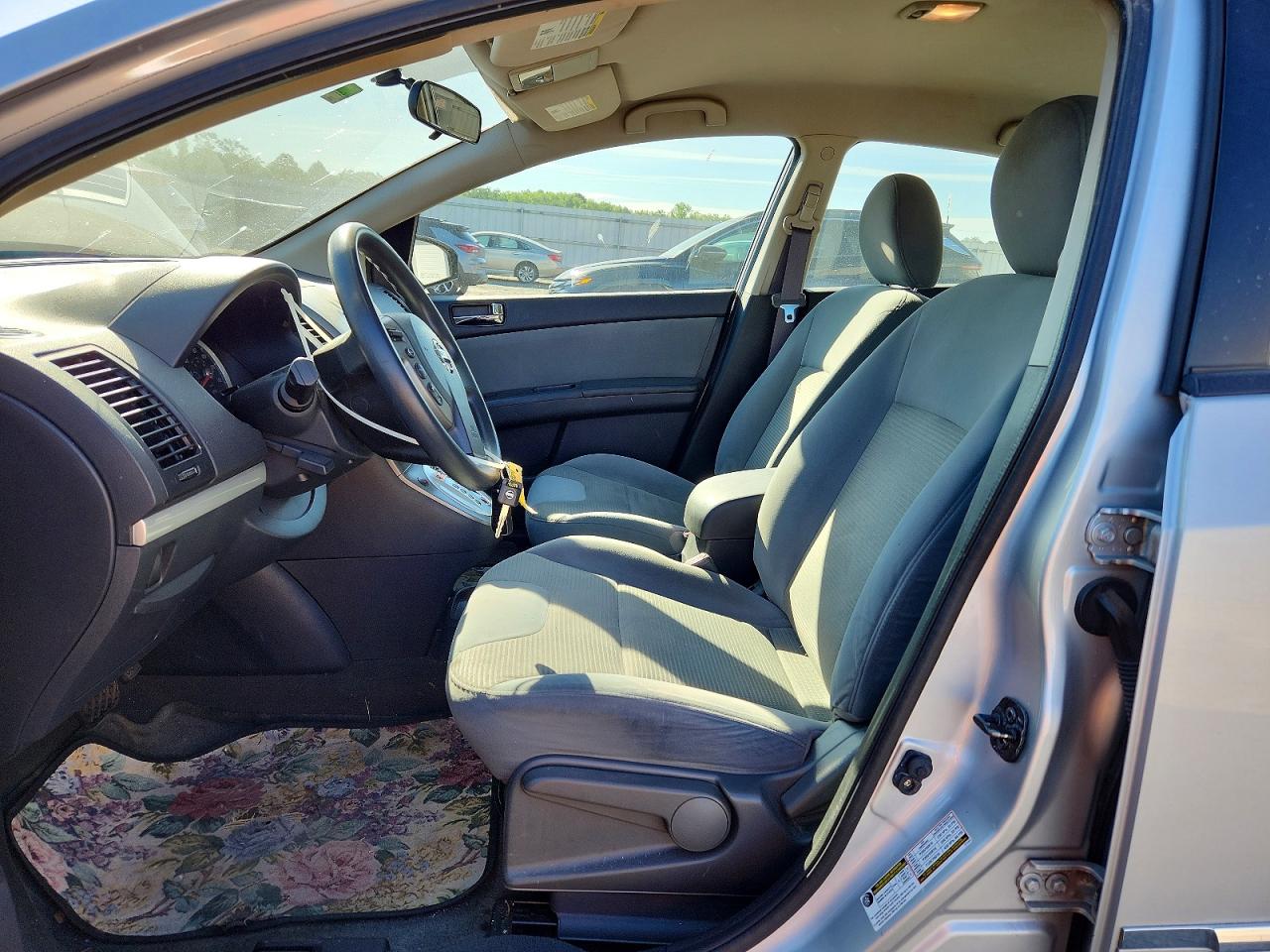 2010 NISSAN SENTRA 2.0 photo 13