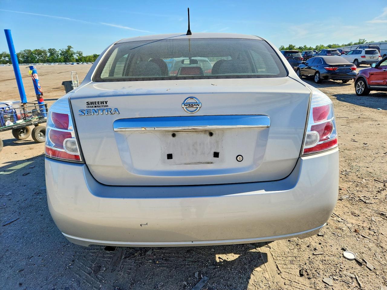 2010 NISSAN SENTRA 2.0 photo 11