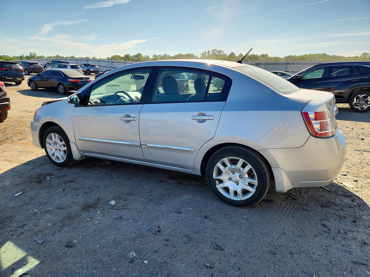 2010 NISSAN SENTRA 2.0 photo 3