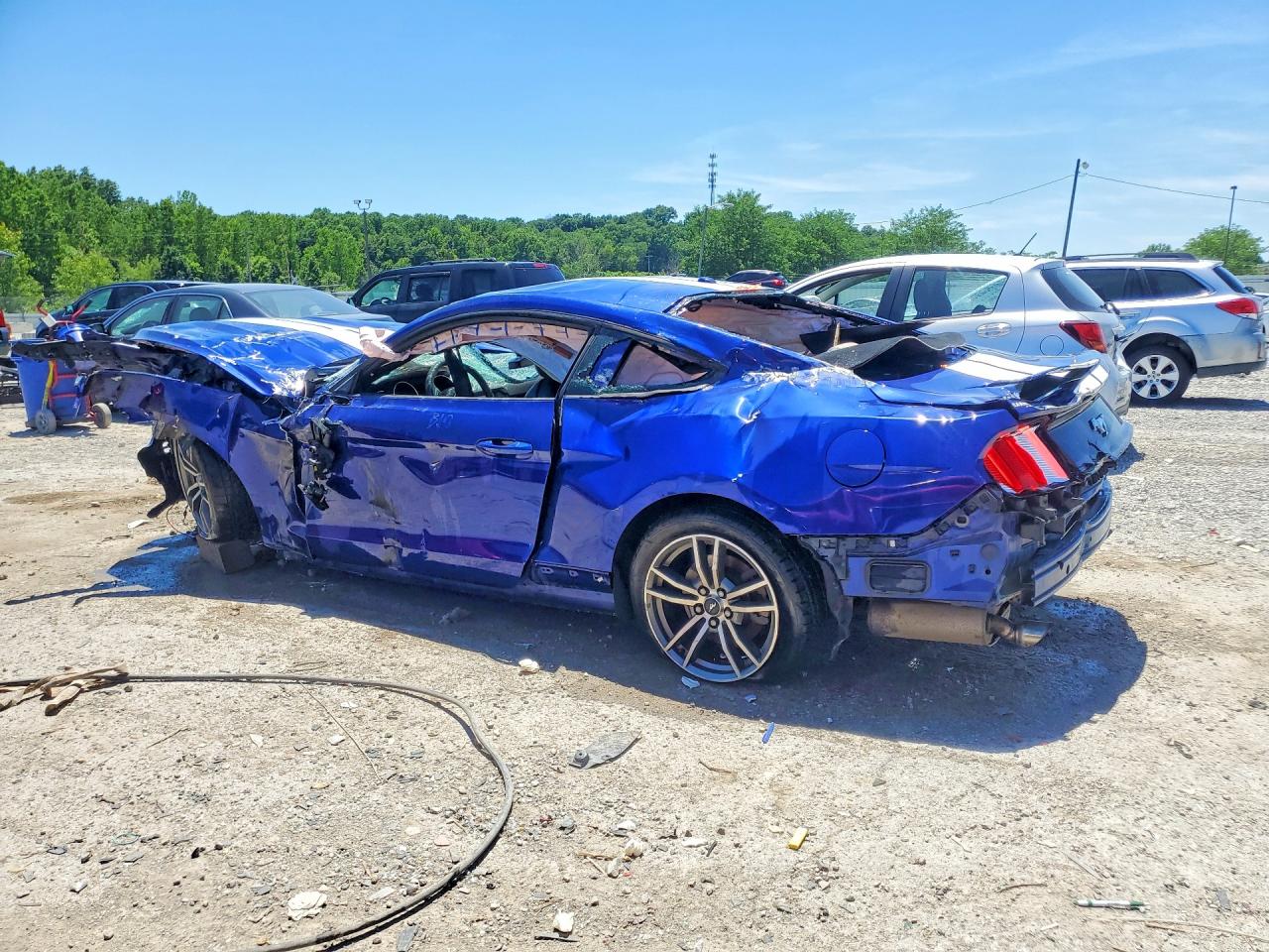 2015 FORD MUSTANG photo 3