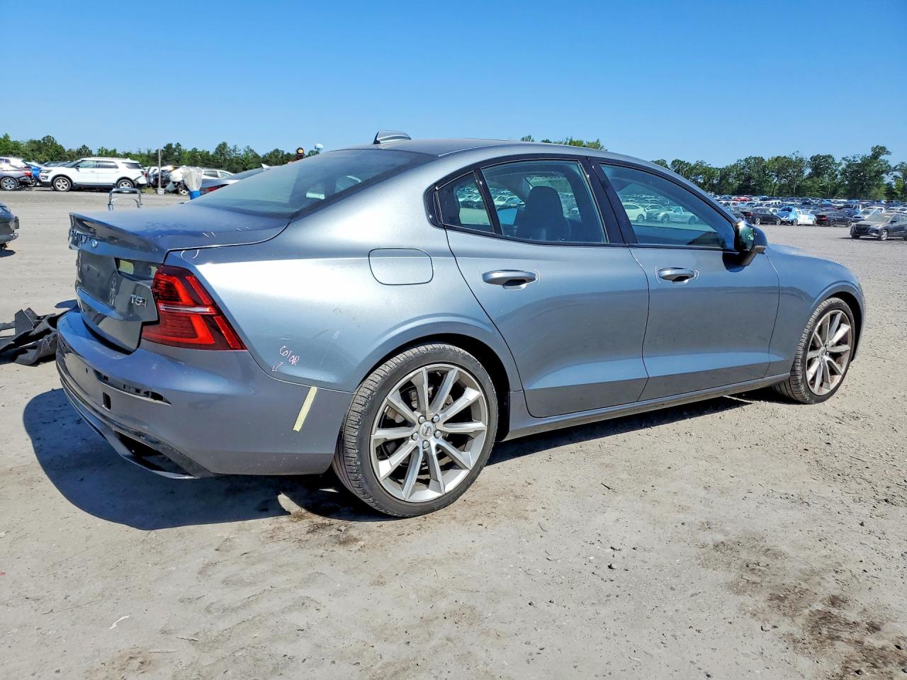 2021 VOLVO S60 T5 MOMENTUM photo 7
