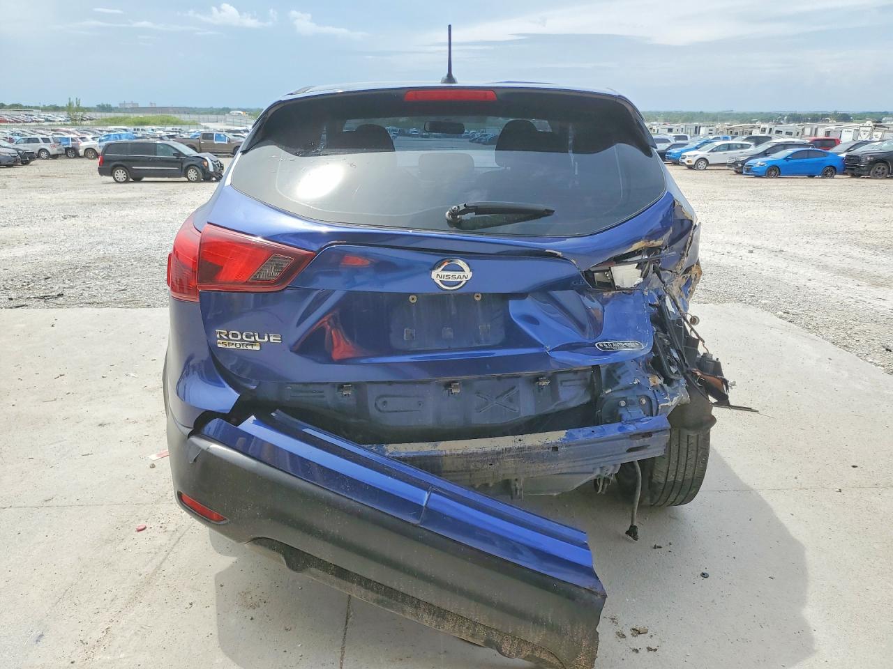 2019 NISSAN ROGUE SPORT S photo 16