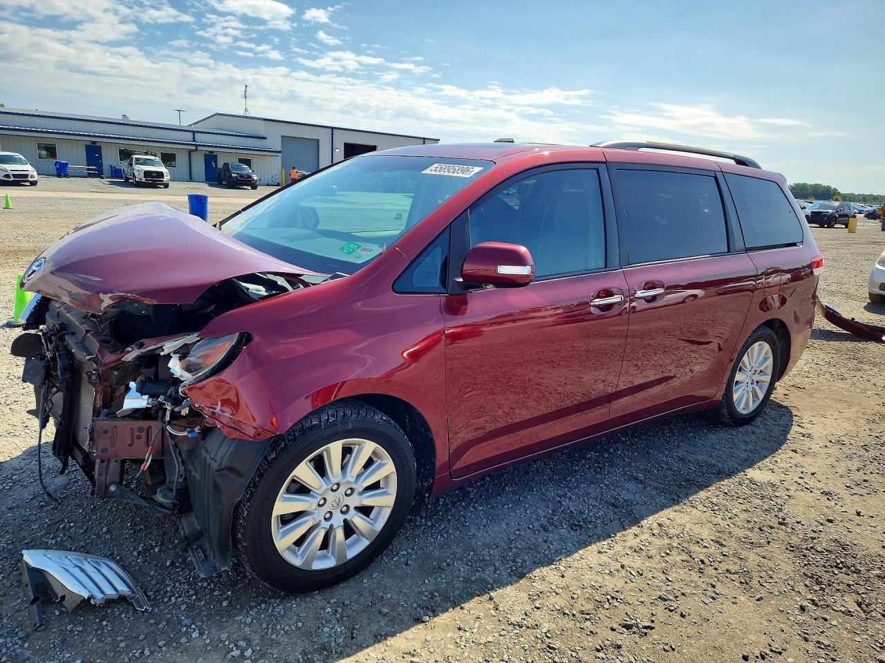 2014 TOYOTA SIENNA