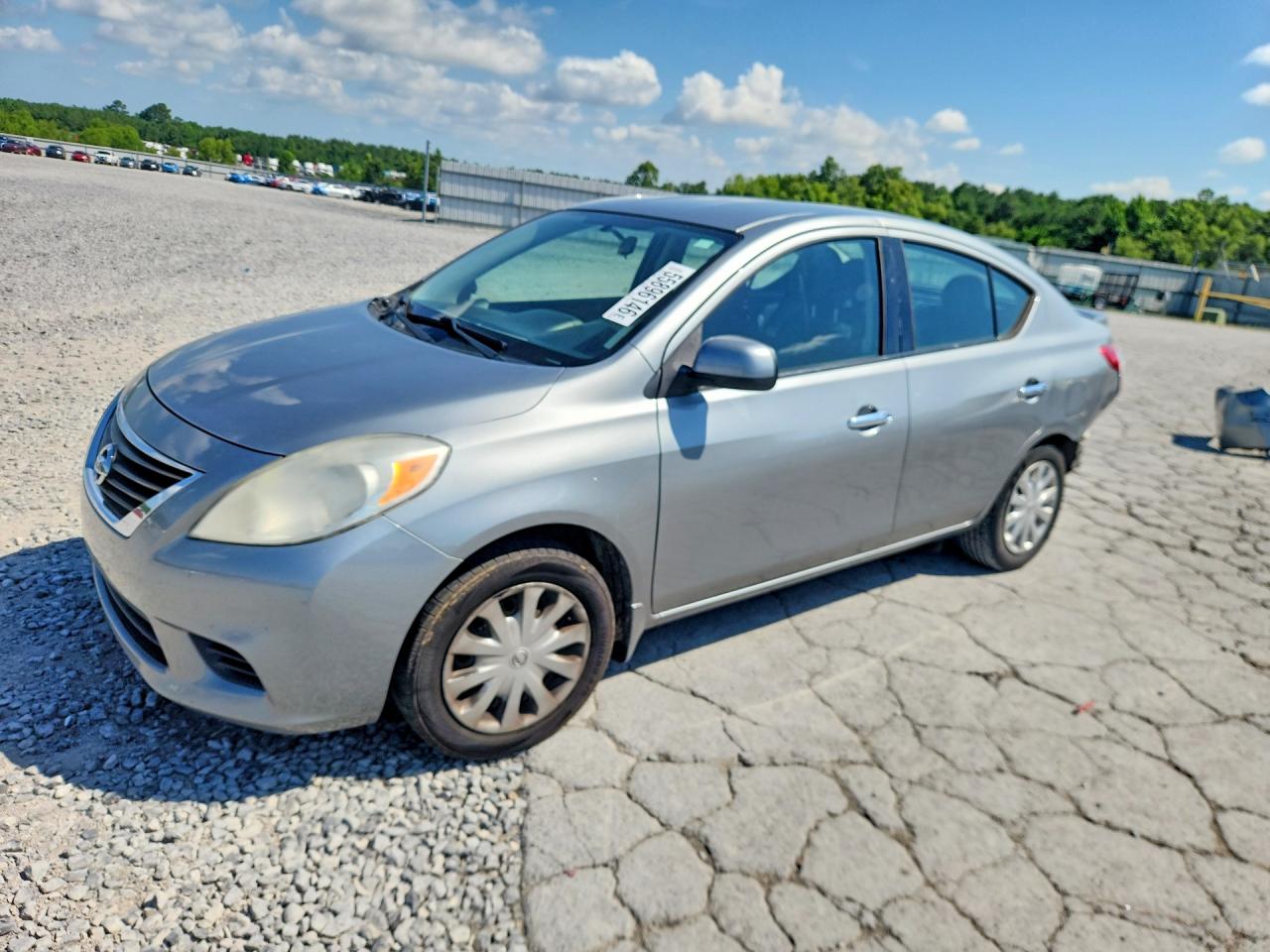 2014 NISSAN VERSA