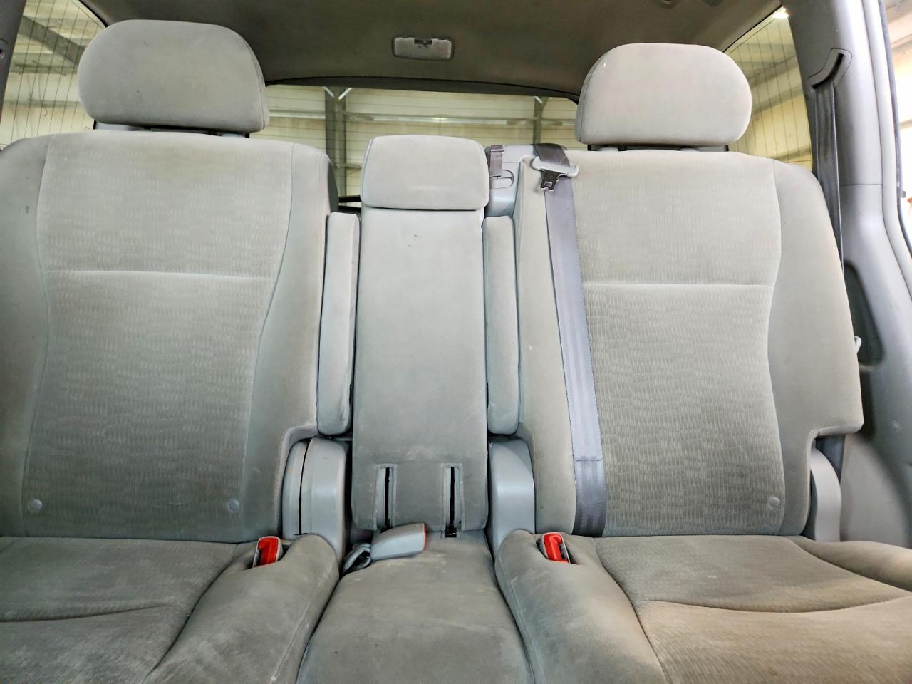 2012 TOYOTA HIGHLANDER BASE photo 28
