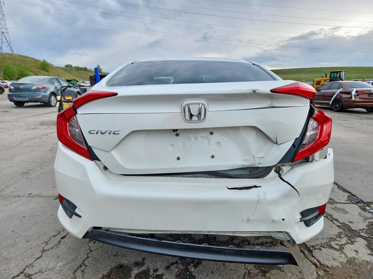 2016 HONDA CIVIC EX photo 6