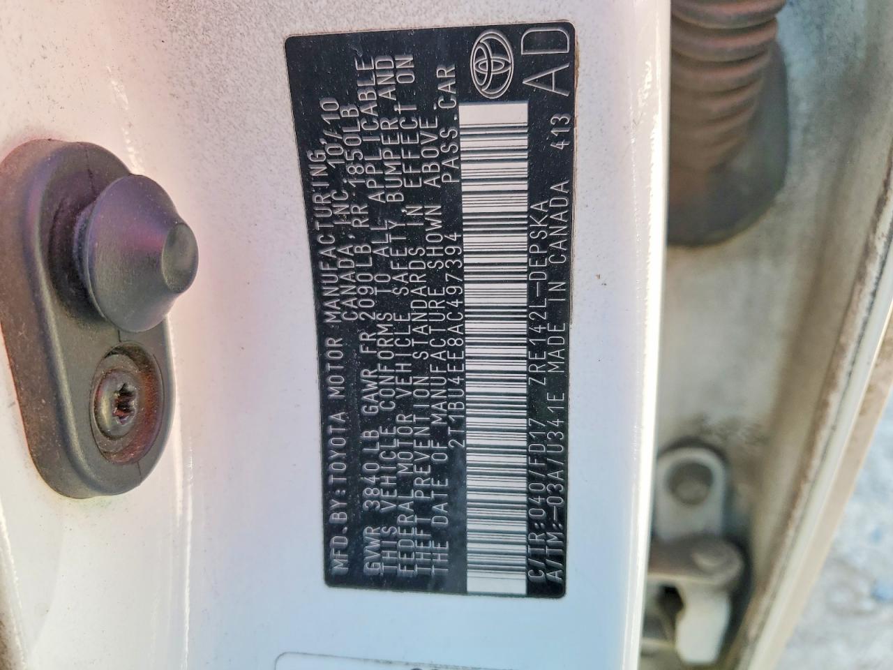 2010 TOYOTA COROLLA S photo 23