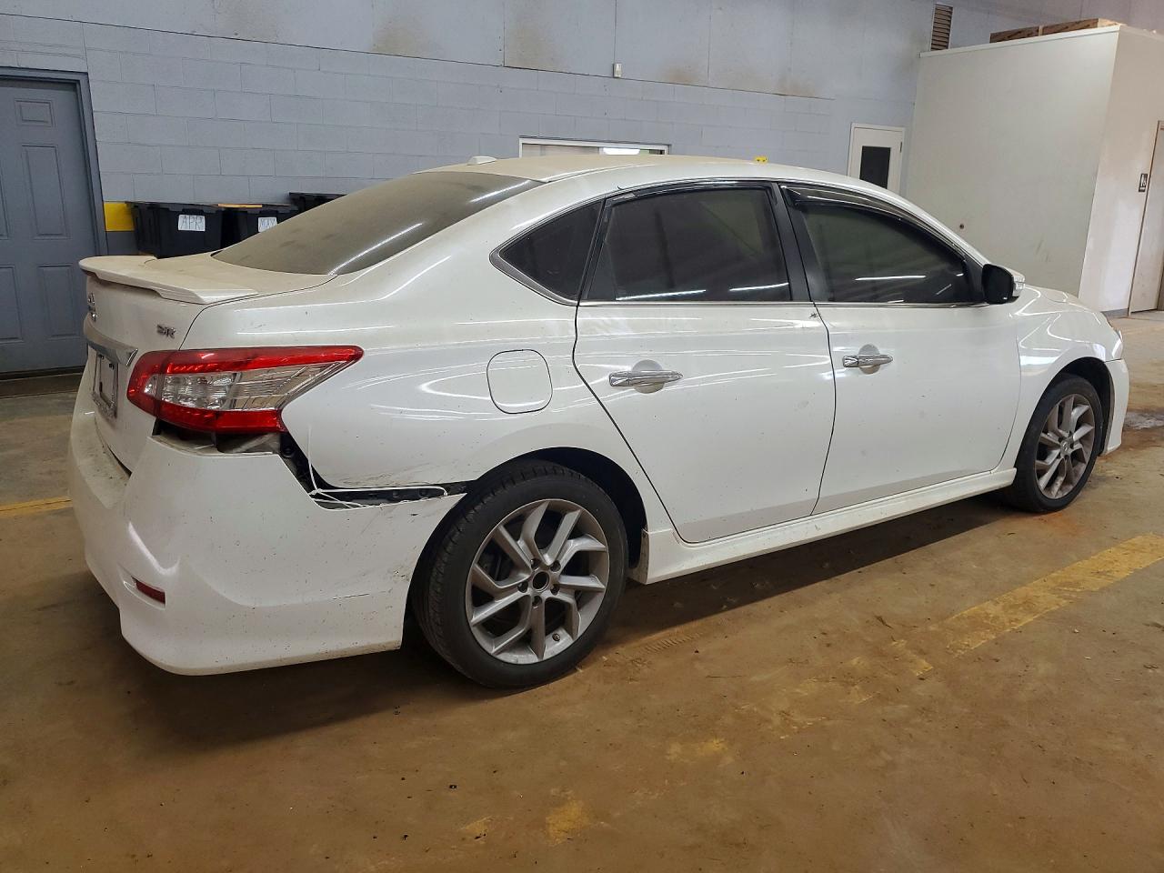 2015 NISSAN SENTRA SR photo 7