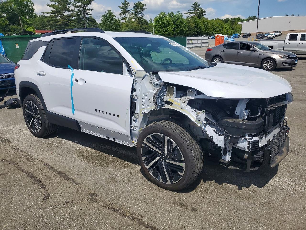 2026 CHEVROLET EQUINOX RS photo 4