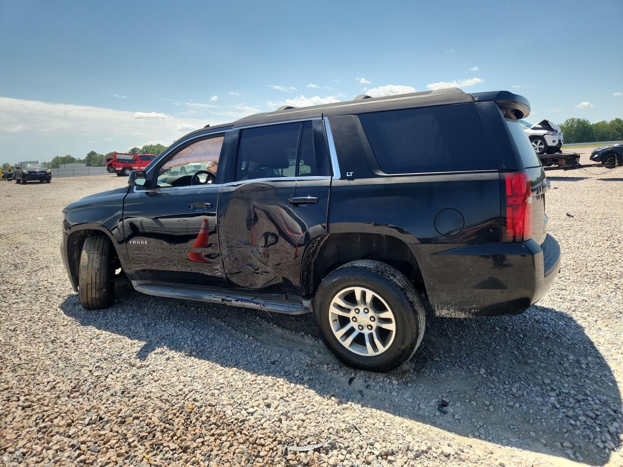 2015 CHEVROLET TAHOE C1500 LT photo 4