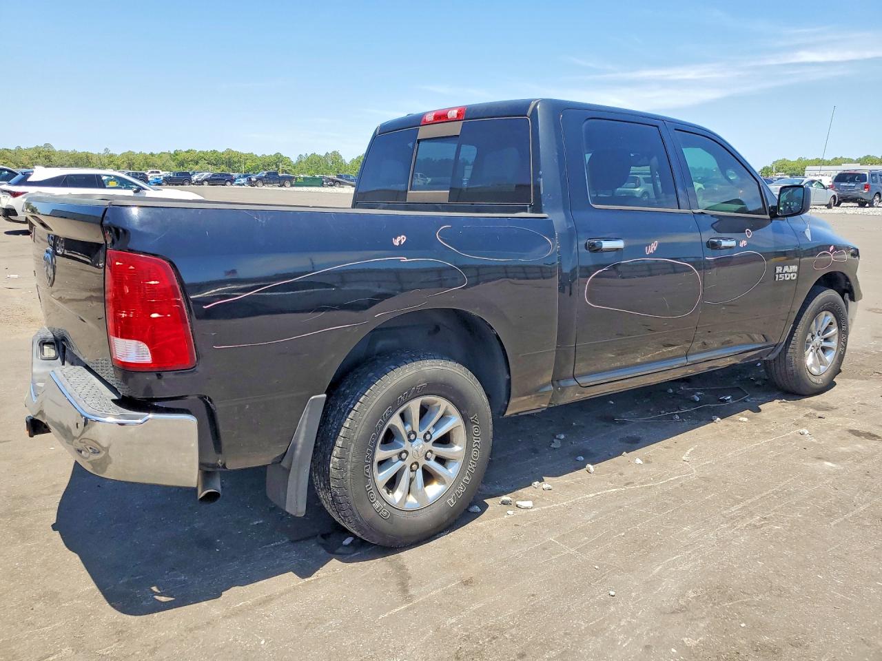 2014 RAM 1500 SLT photo 7