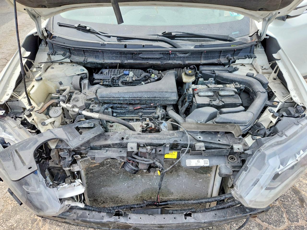 2017 NISSAN ROGUE SV photo 23