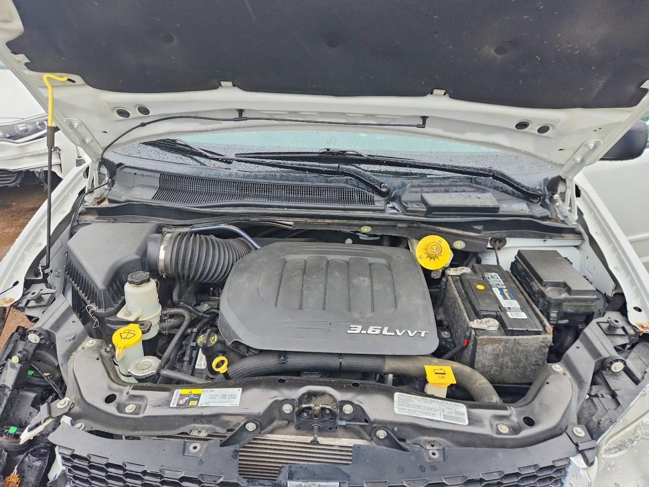 2013 DODGE GRAND CARAVAN SE photo 23