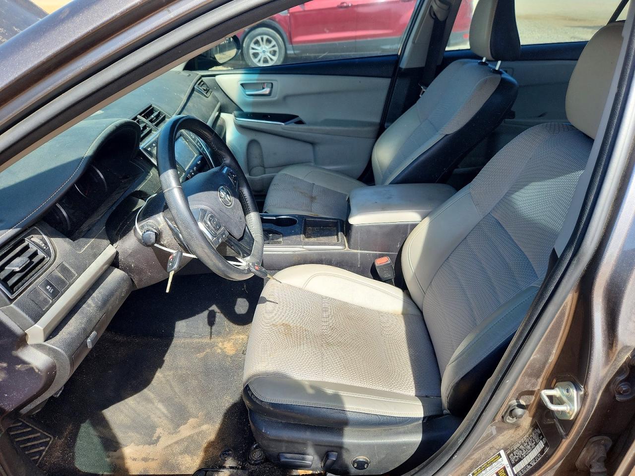2017 TOYOTA CAMRY SE photo 7
