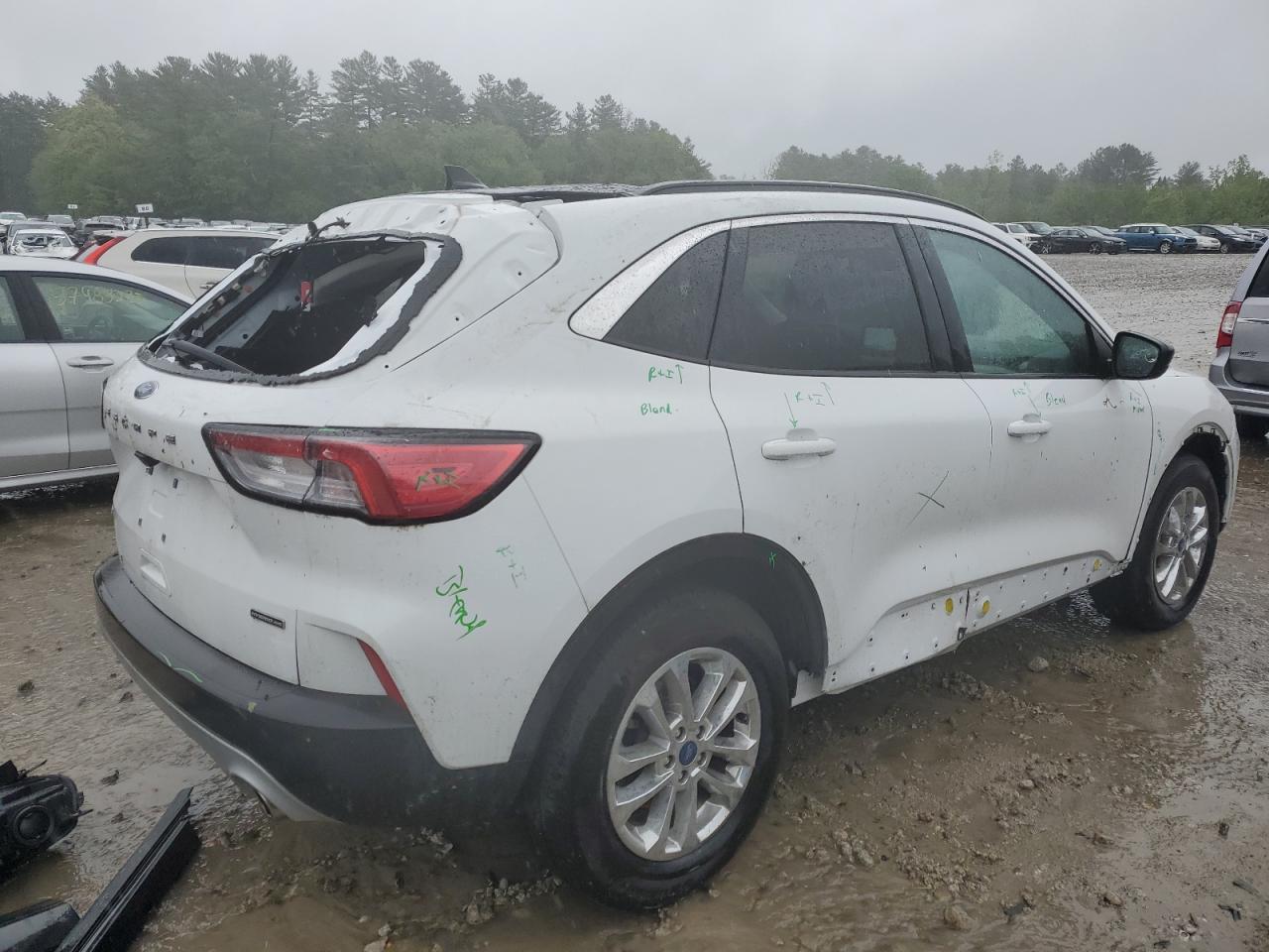 2022 FORD ESCAPE SE photo 5