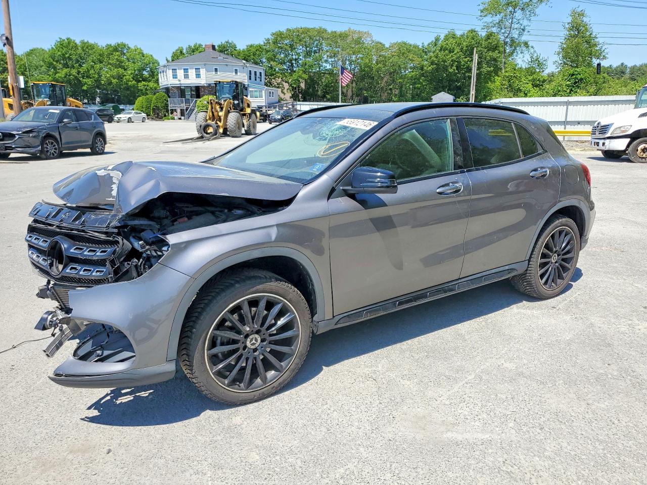 2019 MERCEDES-BENZ GLA