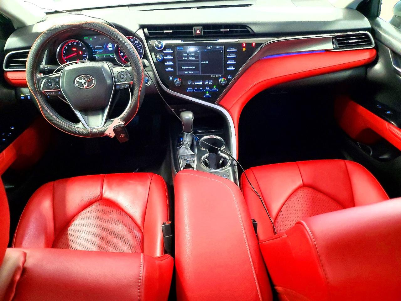 2019 TOYOTA CAMRY XSE photo 22