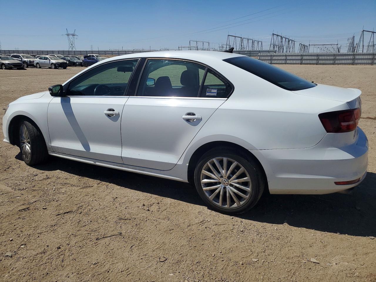 2016 VOLKSWAGEN JETTA SEL photo 3