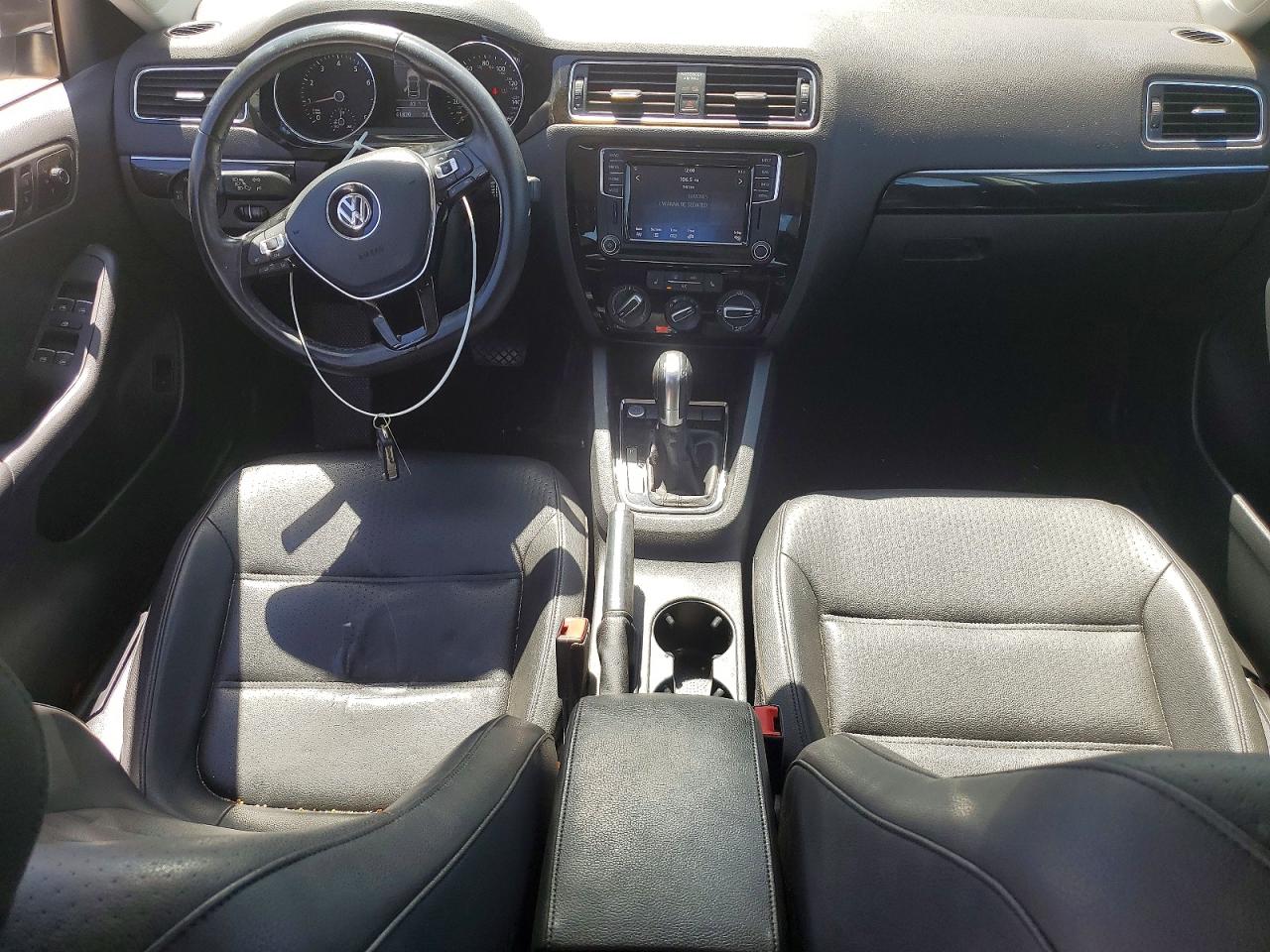 2016 VOLKSWAGEN JETTA SEL photo 15