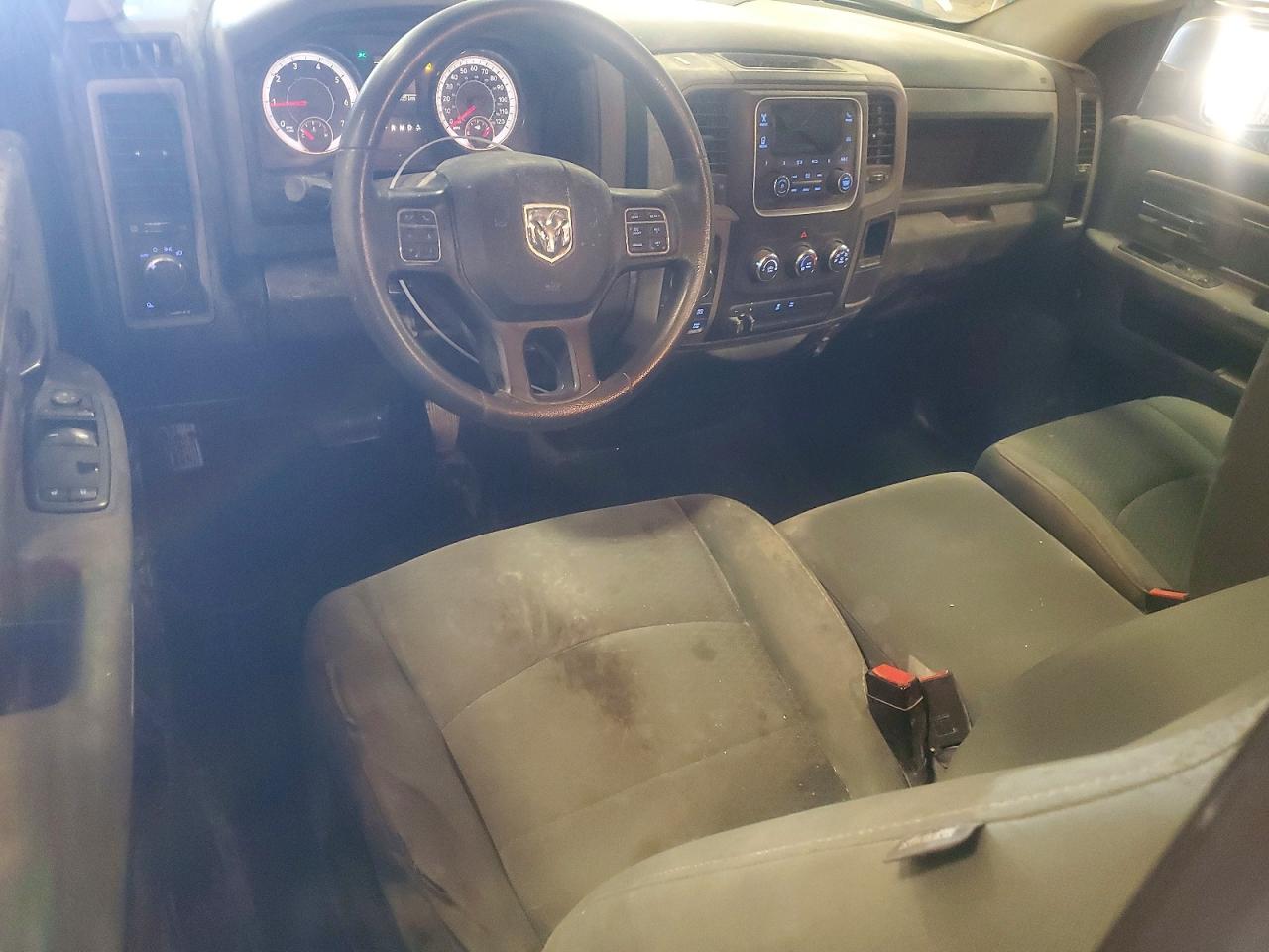 2019 RAM 1500 CLASSIC TRADESMAN photo 15
