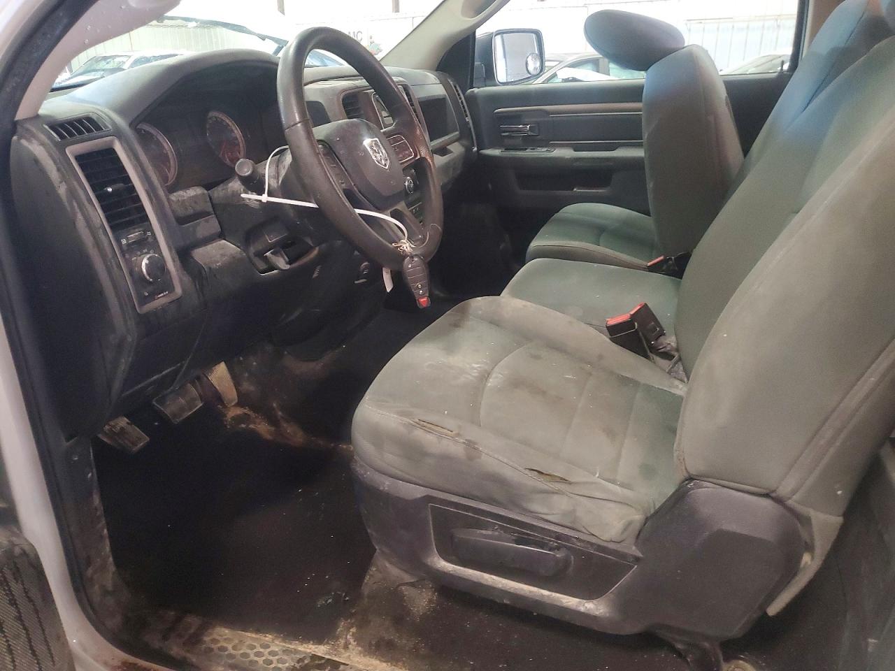 2019 RAM 1500 CLASSIC TRADESMAN photo 13