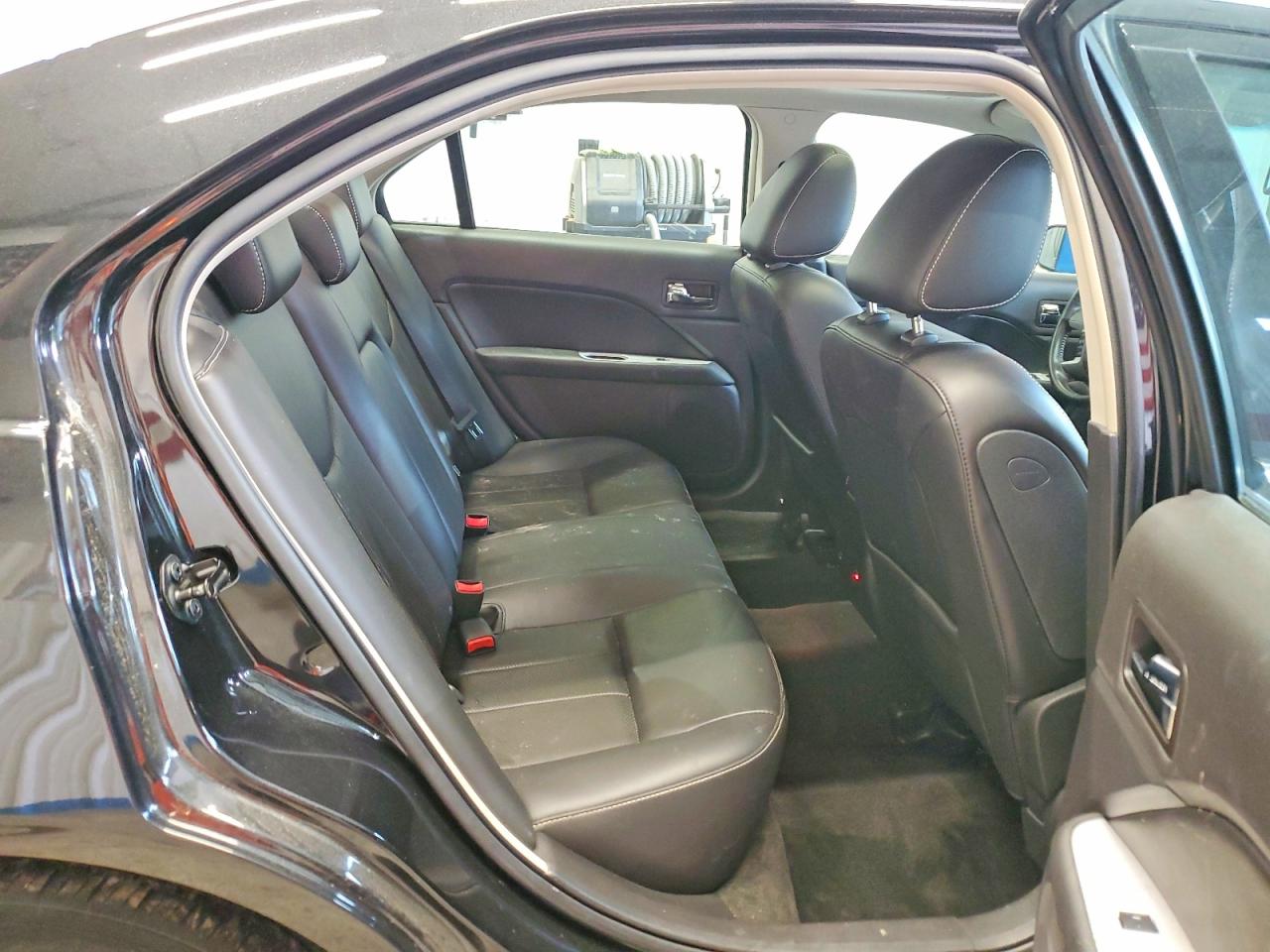 2010 MERCURY MILAN PREMIER photo 19