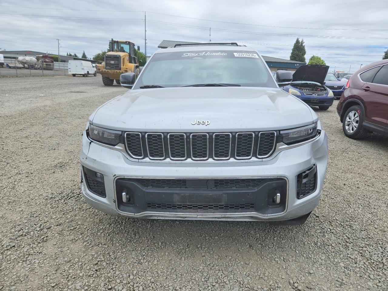2023 JEEP GRAND CHEROKEE OVERLAND photo 5