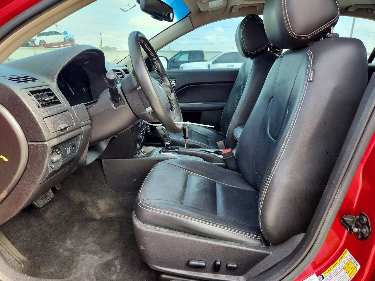 2012 FORD FUSION photo 19