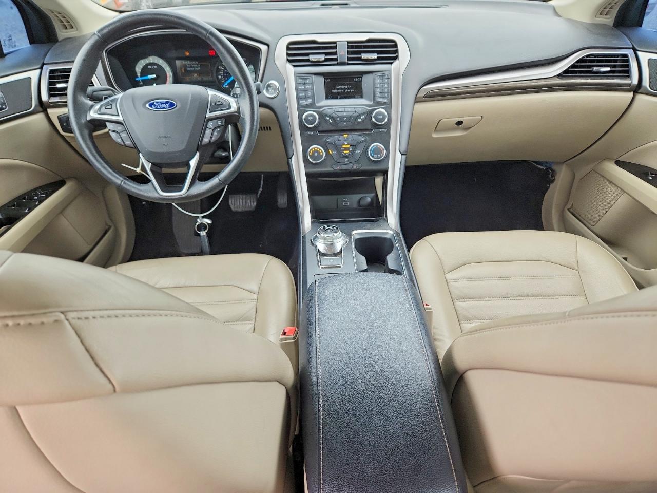 2017 FORD FUSION SE photo 15