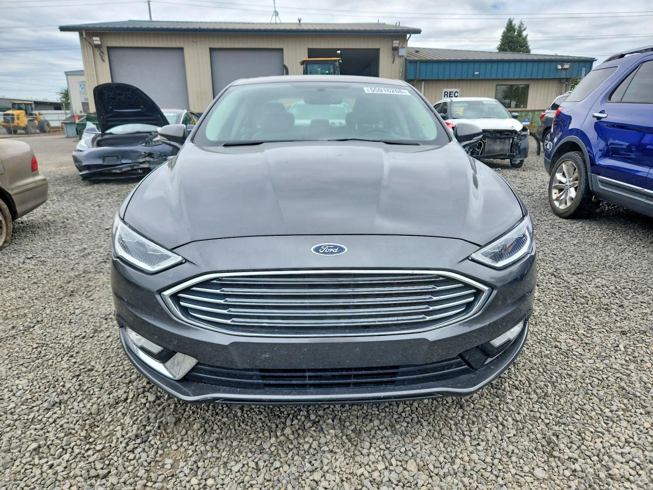 2017 FORD FUSION SE photo 9