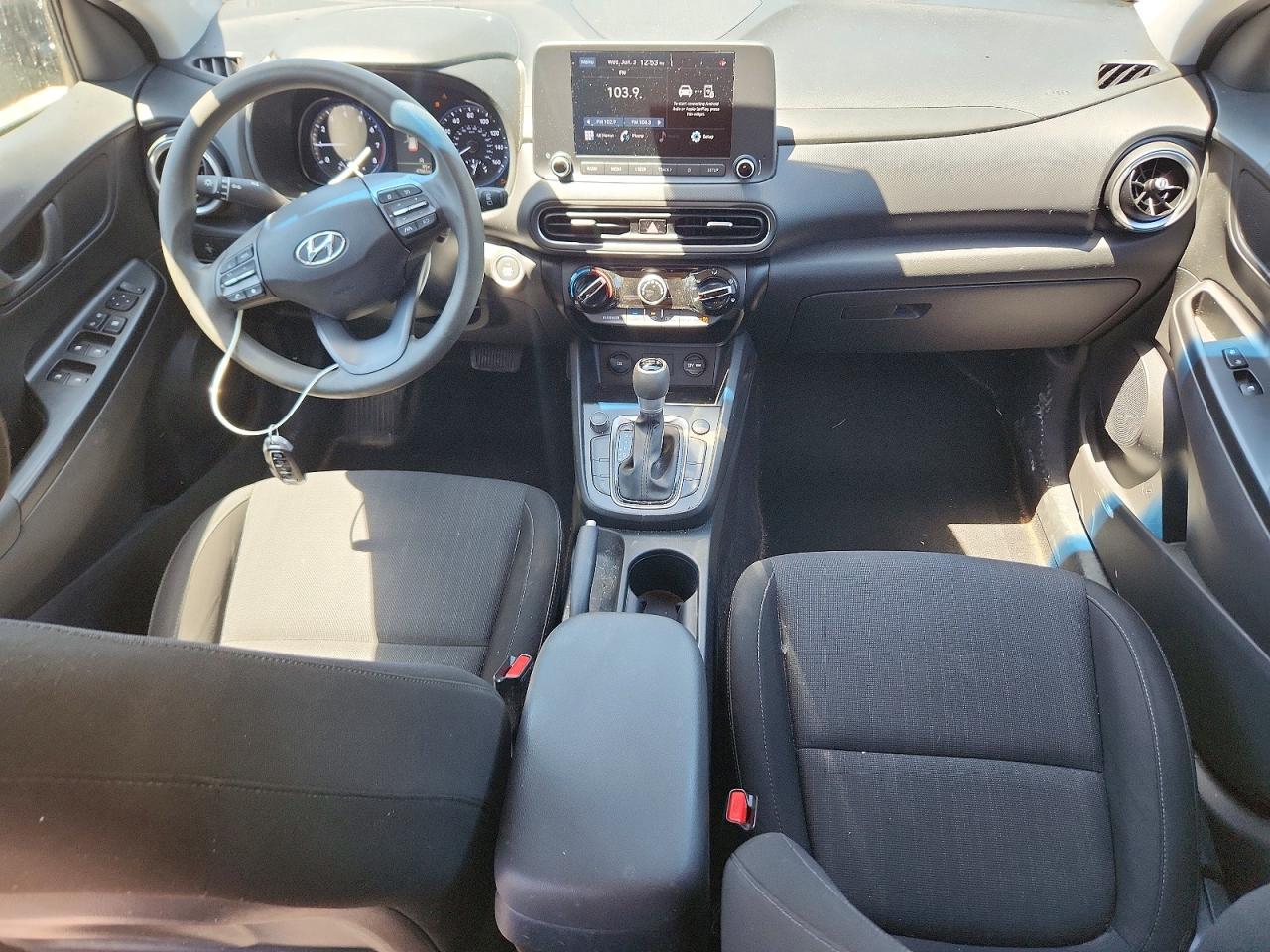 2022 HYUNDAI KONA SEL photo 15